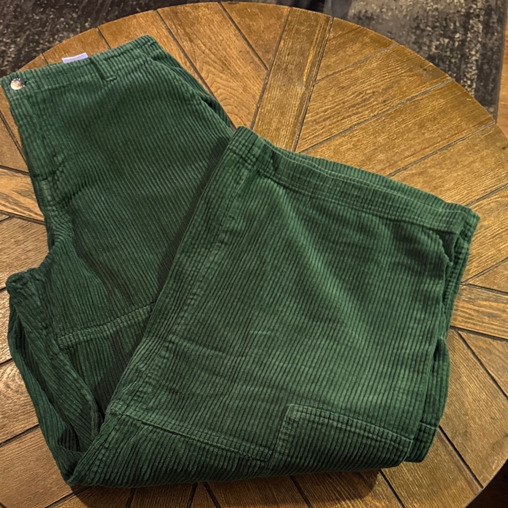 Empyre Forest Green Corduroy Apparel